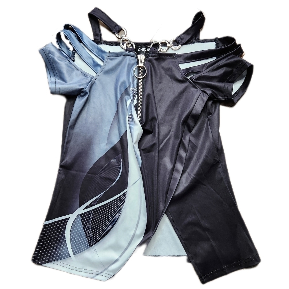 ChicMe black and gray top with peekaboo shoulders Size M